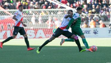 Oriente Petrolero Vs. Always Ready