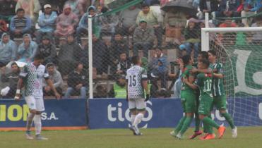 Oriente siempre le gana a Petrolero