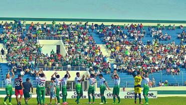 Oriente todavía mira