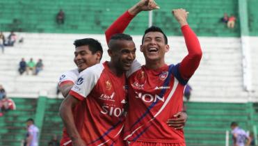 Pari volvió al trabajo 