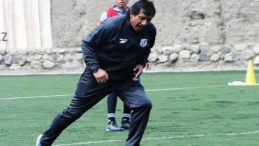  Peña demanda a Nacional Potosí