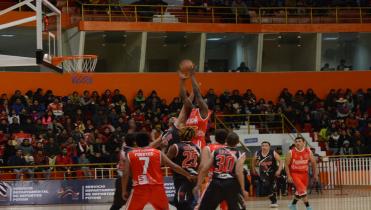 Pichincha ganó de local