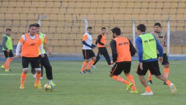 Real margina a dos jugadores