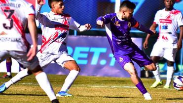 Real Potosí en el último suspiro igualó con Nacional Potosí 1-1