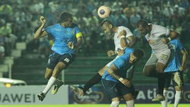 Real Santa Cruz Vs. Blooming