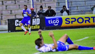 Real se aleja del abismo