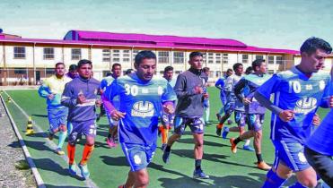 Real tiene equipo para el debut