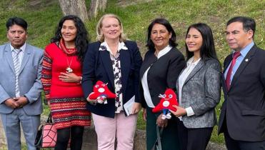 Relevo alrededor del mundo