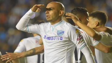 Riquelme podría volver