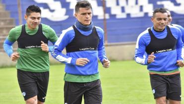 Riquelme y Ferreira de titulares
