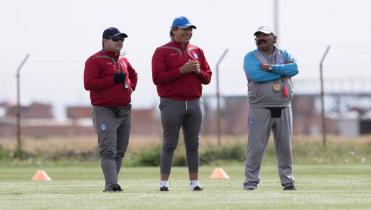 Se arma el grupo de Villegas