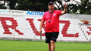 Se va de Real Santa Cruz 