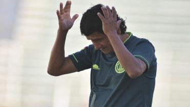 Se va o se queda