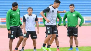 Si arranca, Oriente en Warnes