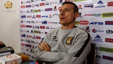 Siempre firme capitán 