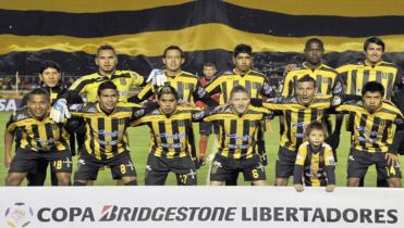 Surge el nombre del paraguayo Jorge Achucarro para reforzar el ataque