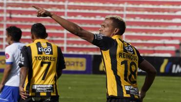 The Strongest recupera el primer puesto