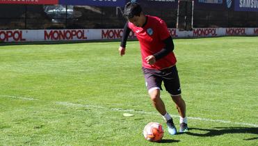 Thomaz Santos va como boliviano