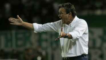 Tres partidos para Tucho