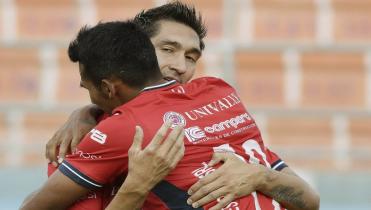 Triunfo aviador en Sacaba 
