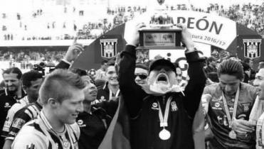 Un año sin ti, Tigre