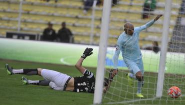 Un delantero para Bolívar