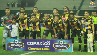 Uno X Uno ante Blooming