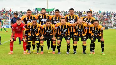 Uno X Uno frente a Petrolero