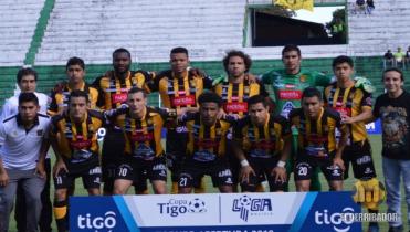 Uno X Uno frente a Royal Pari