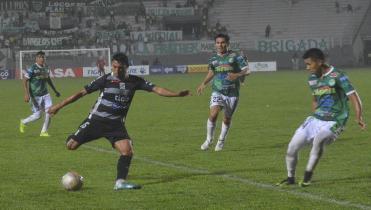 Villegas hace cambios