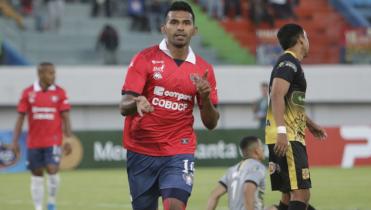Wilstermann golea a Destroyers 