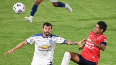 Wilstermann y Bolívar igualaron 