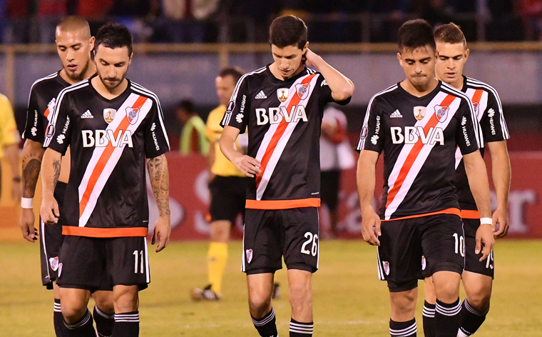 Tercera goleada en Bolivia
