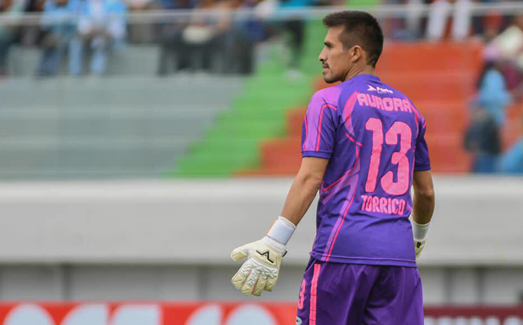 Torrico no ve conveniente hablar de fútbol ahora